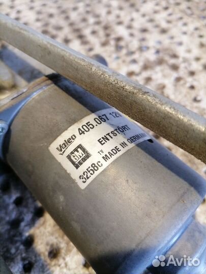 Трапеция стеклоочистителей Opel Corsa