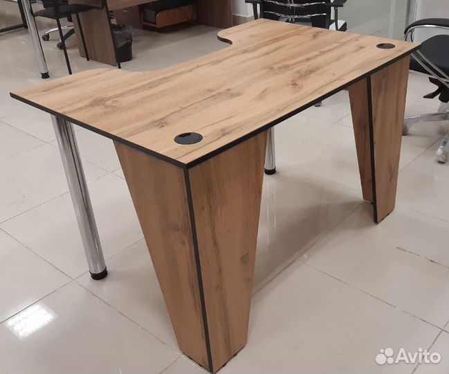 Стол игровой дуб вотан 1200*800