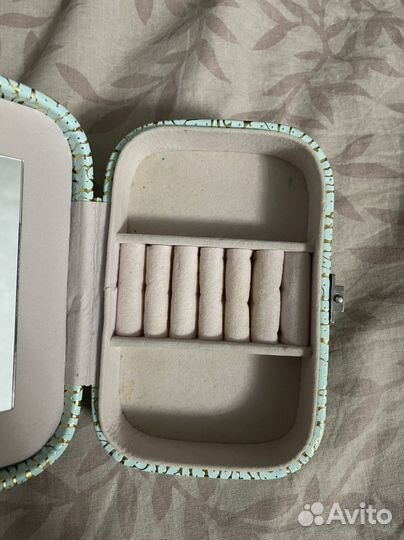 Шкатулка для украшений