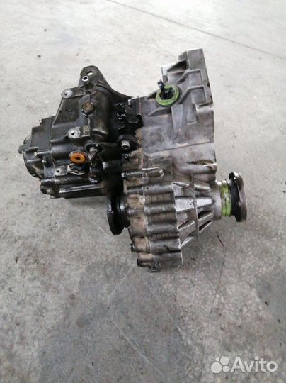 МКПП Volkswagen Golf 1.6