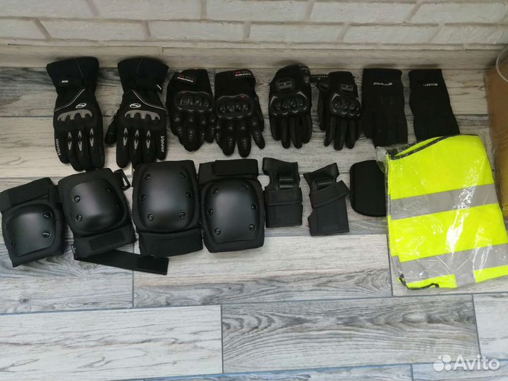 Перчатки, защита, рюкзак для велосипеда, самоката
