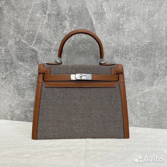 Hermes сумка Kelly 28 Swift