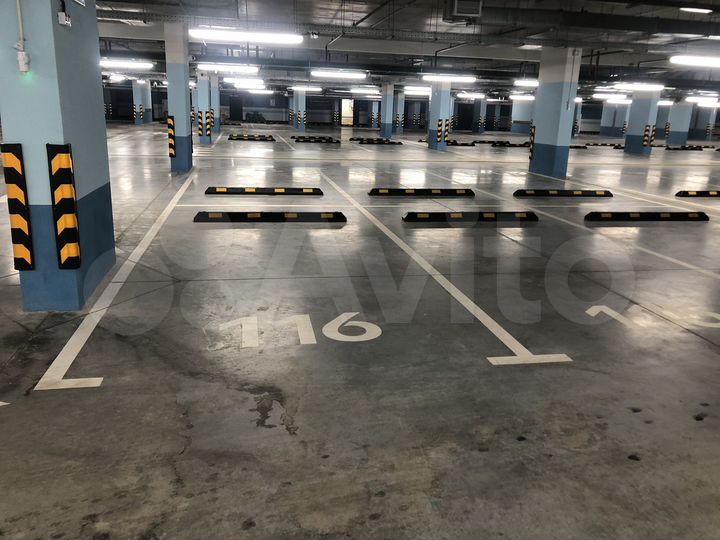 Машиноместо, 13 м²