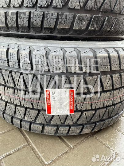 Bridgestone Blizzak DM-V3 275/50 R20 113T
