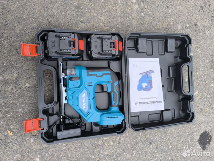 Аккумуляторный лобзик makita