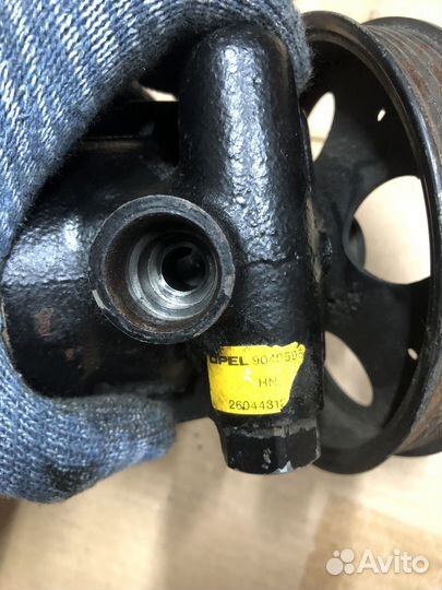 Opel Vectra B Гур 90495957