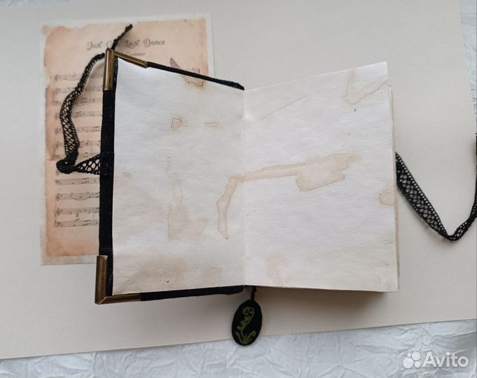 Блокнот ручной работы с вышивкой