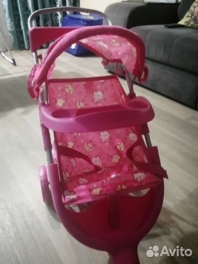 Кукольная коляска для куклы