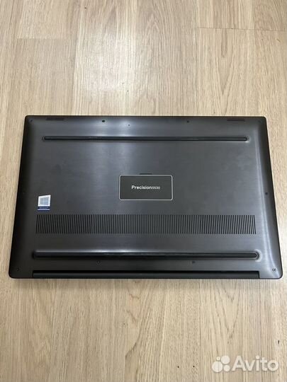 Dell Precision 5530 4K i7 8850H nvidia P1000