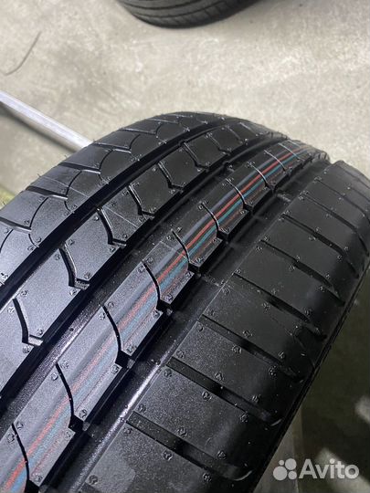 Goodyear EfficientGrip 205/55 R16