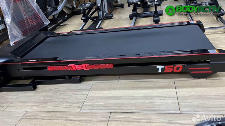 Беговая дорожка электрическая CardioPower T50