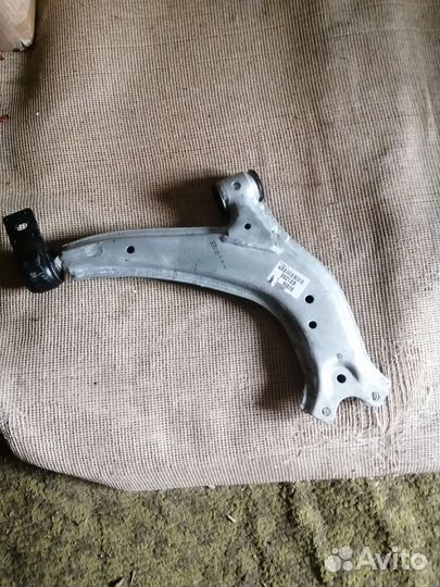 Рычаг пер. Правый peugeot/sitroen