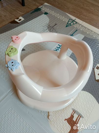 Стульчик для купания в ванной