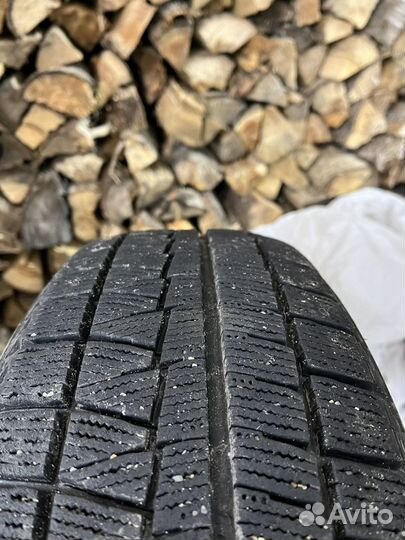 Bridgestone Blizzak Revo GZ 185/60 R15