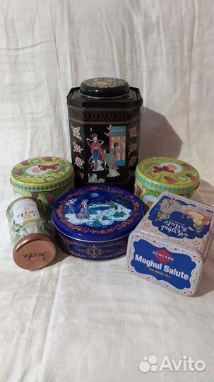 Банки жестяные от чая, печенья и другого