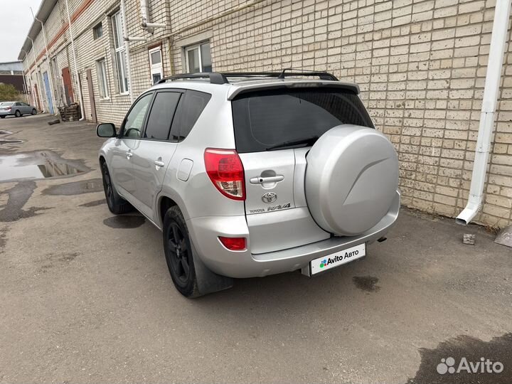 Toyota RAV4 2.0 AT, 2008, 217 000 км
