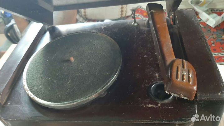 1952 г. вып. СССР радиола 