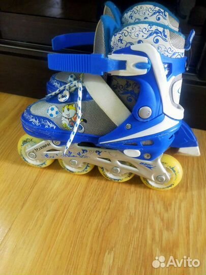 Роликовые коньки