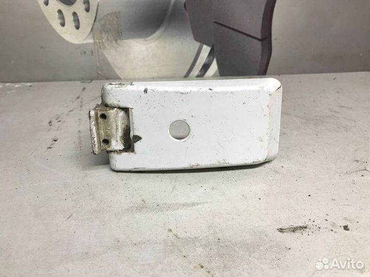Петля двери багажника задняя Mercedes-Benz