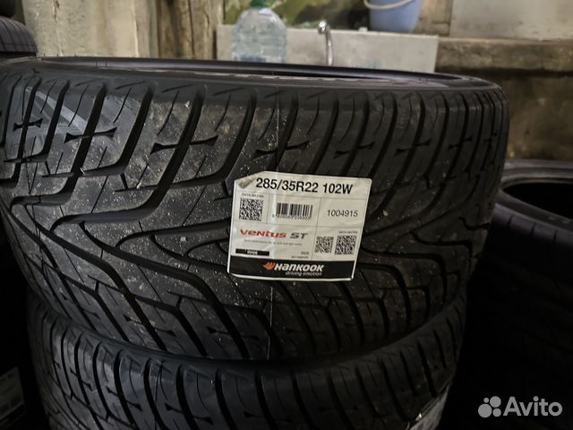 Hankook Ventus ST RH06 285/35 R22 102W