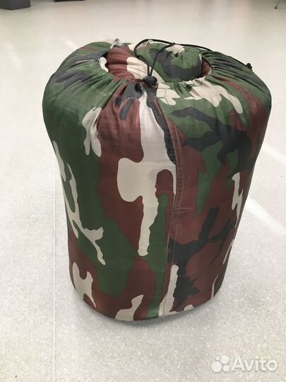 Зимний спальный мешок (выдерживает -30 градусов)