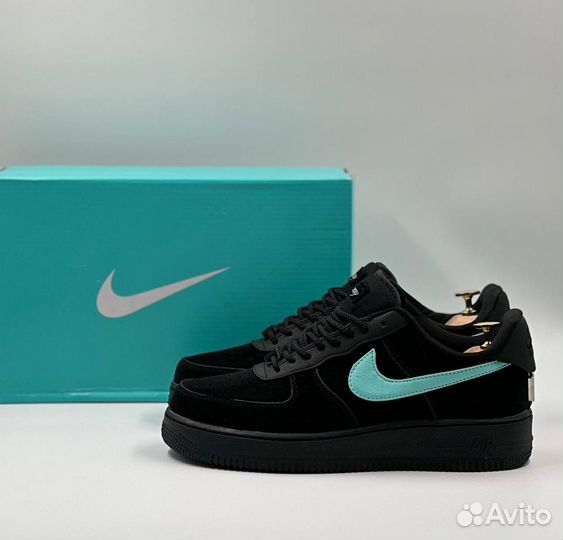 Nike Air Force 1 Low x Tiffany & Co. 1837