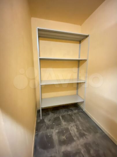 Машиноместо, 10 м²