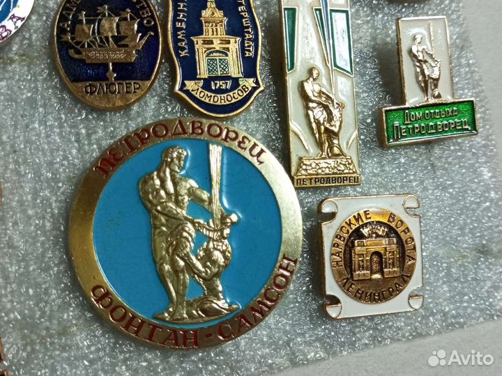 Знаки и значки СССР