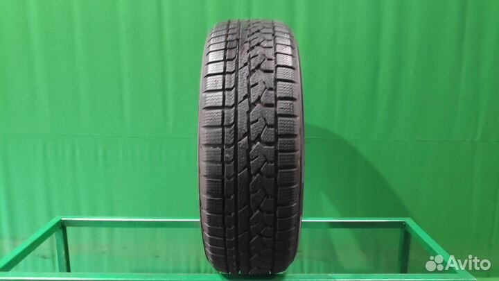 Kumho I'Zen RV Asymmetric 225/60 R18 104H