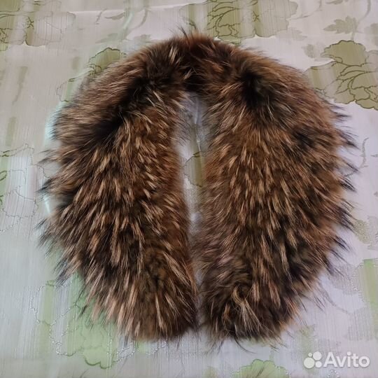 Меховой воротник енот