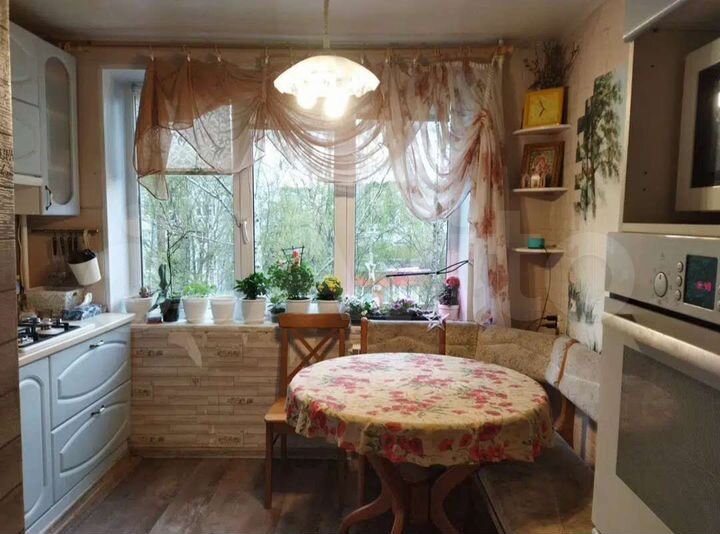 2-к. квартира, 54 м², 4/5 эт.