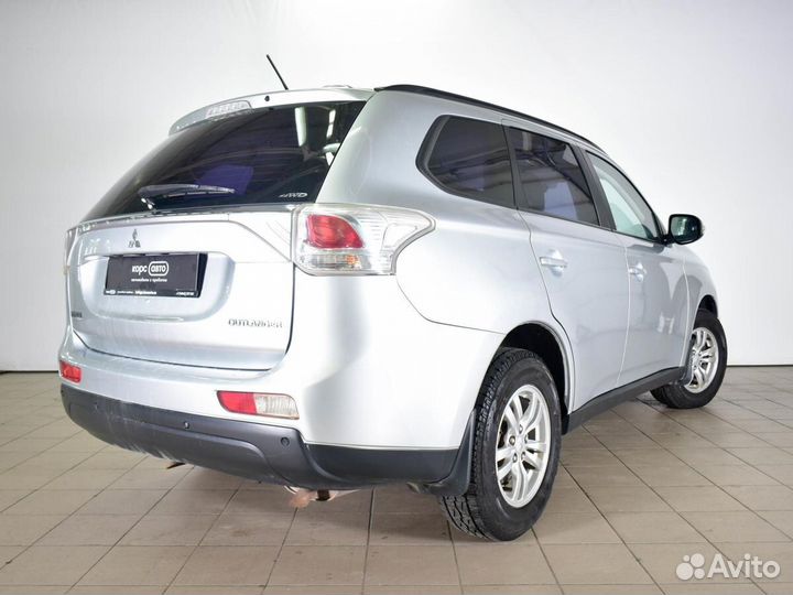 Mitsubishi Outlander 2.0 CVT, 2014, 114 000 км