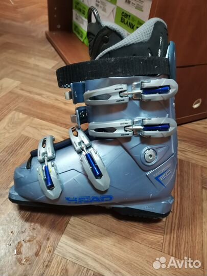 Женские горнолыжные ботинки