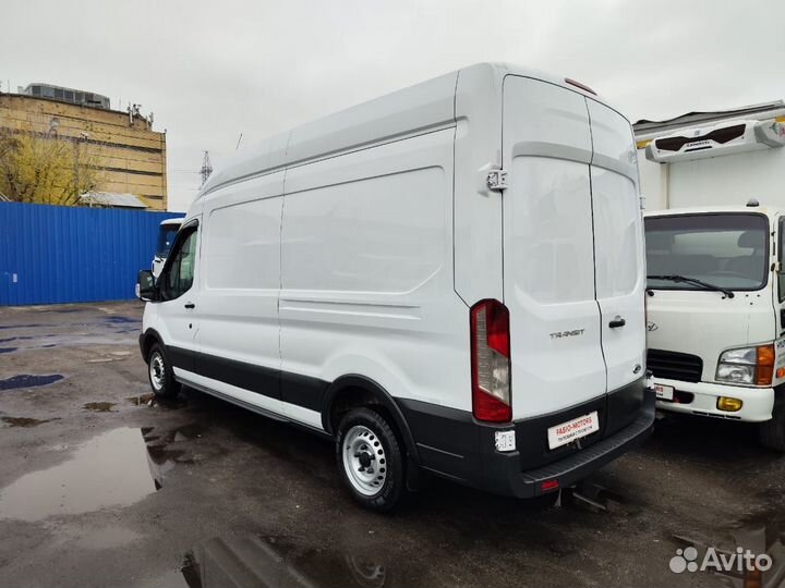 Ford Transit цельнометаллический, 2017