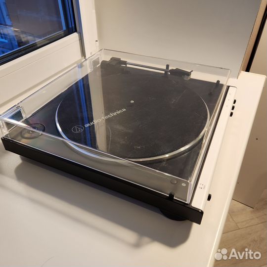 Виниловый проигрыватель Audio-Technica AT-LP60XBT