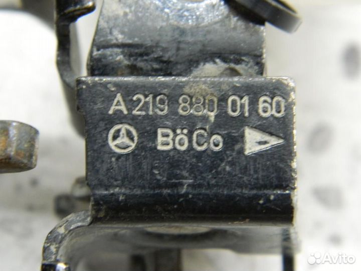 Замок капота Mercedes-Benz C-Class W203 2000-2007