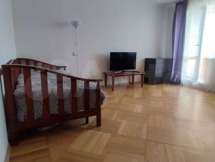 3-к. квартира, 110 м², 8/17 эт.