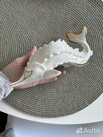 Икорница винтаж в виде рыбы Осетр