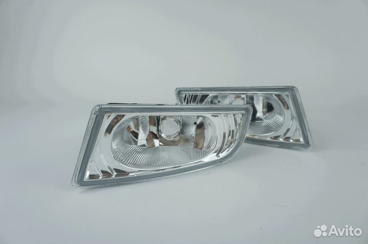 Противотуманная фара птф Honda Civic 4d