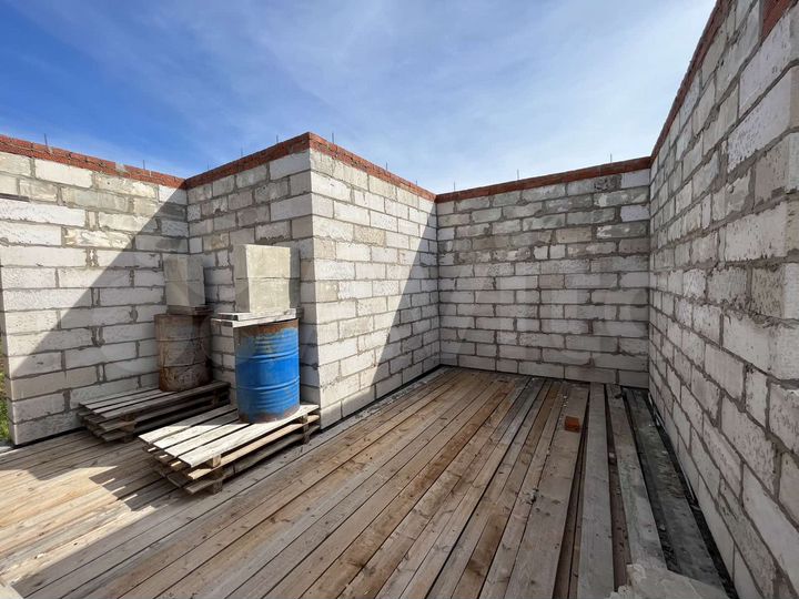 Дом 100 м² на участке 15 сот.