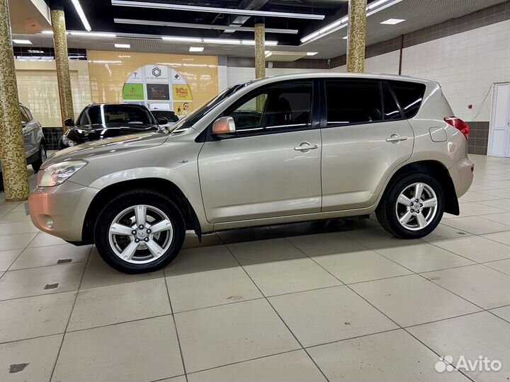 Toyota RAV4 2.0 AT, 2006, 210 167 км