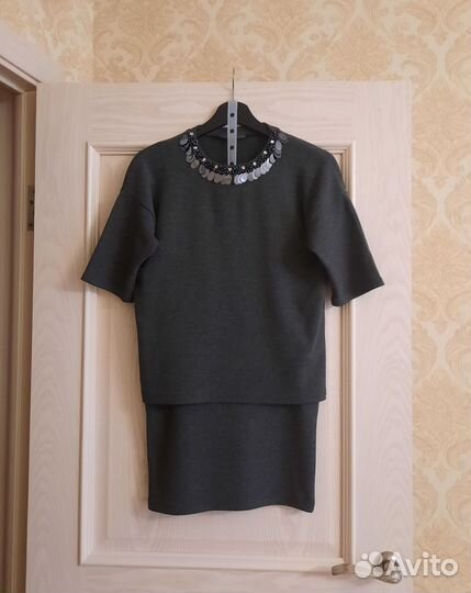 Женский костюм, 42