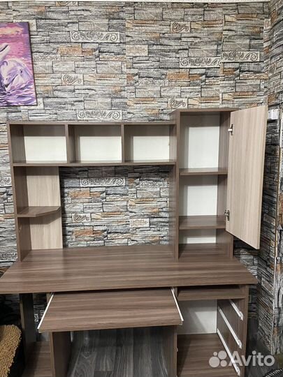 Компьютерный стол