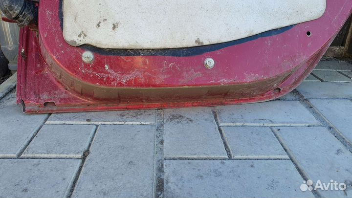 Дверь peugeot 206