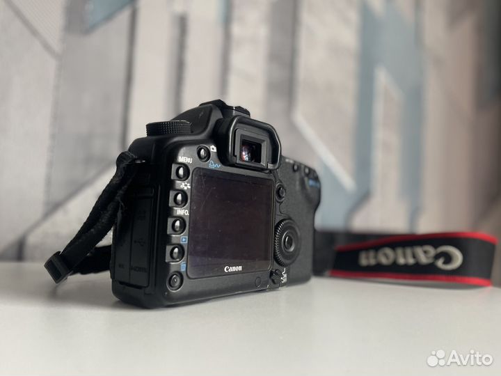 Canon EOS 5D mark ii body