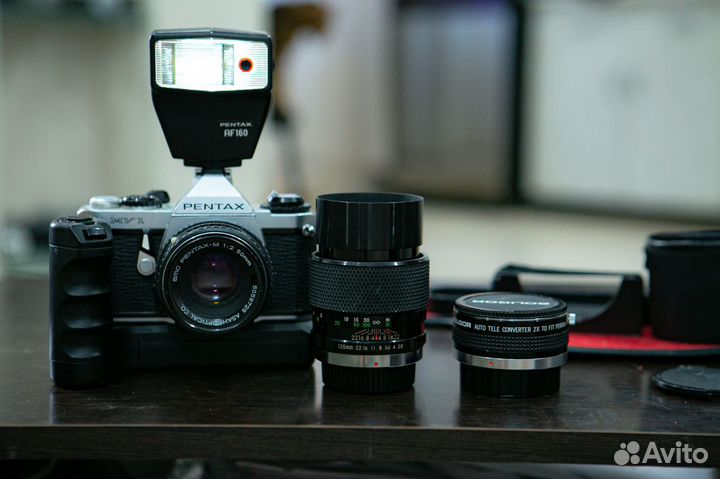 Фотоаппарат Pentax MV-1 + 2 объектива + вспышка