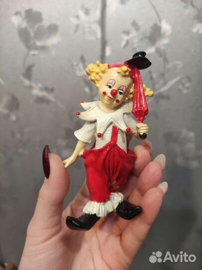 Статуэтка клоун