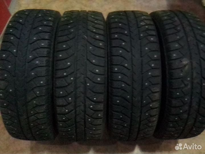 Bridgestone Ice Cruiser 7000 205/65 R15