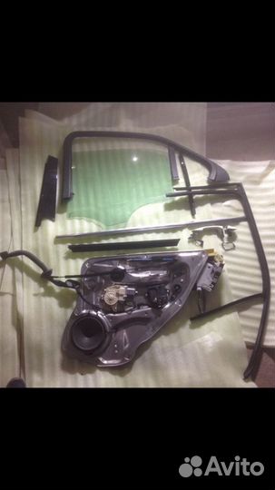 Внутренняя карта двери Mercedes W212