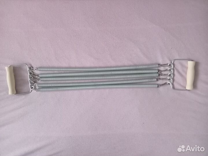 Эспандер пружинный плечевой